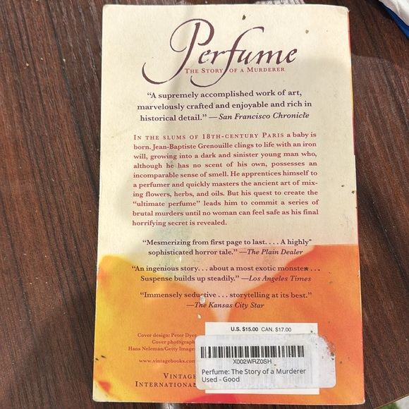 Perfume Patrick Suskind paperback - Picture 2 of 2